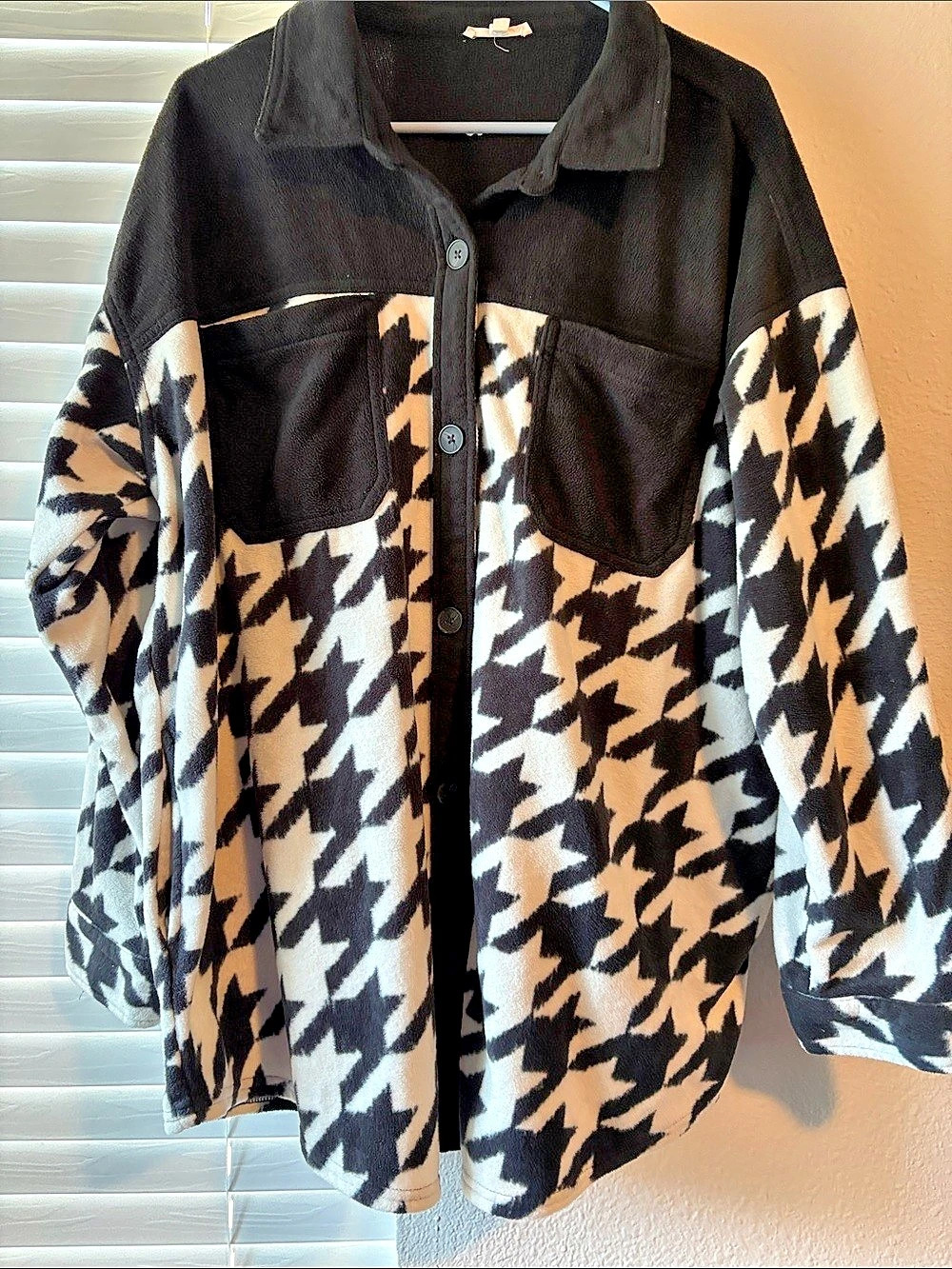 maurices Wilder Fleece Shacket Houndstooth Black & White 2X